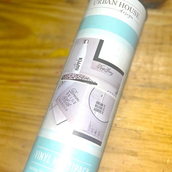 3/13💄DREAM Vinyl Multipack Adhesive Wall Art - Picture 1 of 8